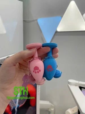 Plug hậu môn bọc silicone mềm mại có chuông DHM016